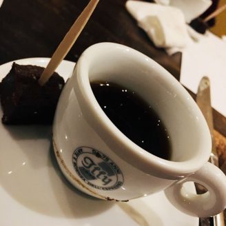 avocado e caffe